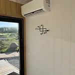 Vikendica Mesipesa Yellow Merikula